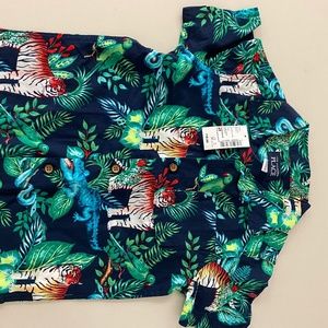 New with tags. Children’s Place, size 4T collar shirt